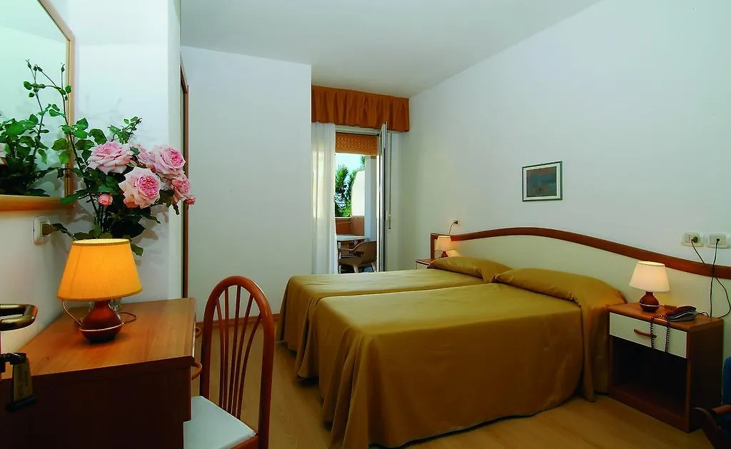 Hotel Garni Losanna Bibione 3*,  Italy