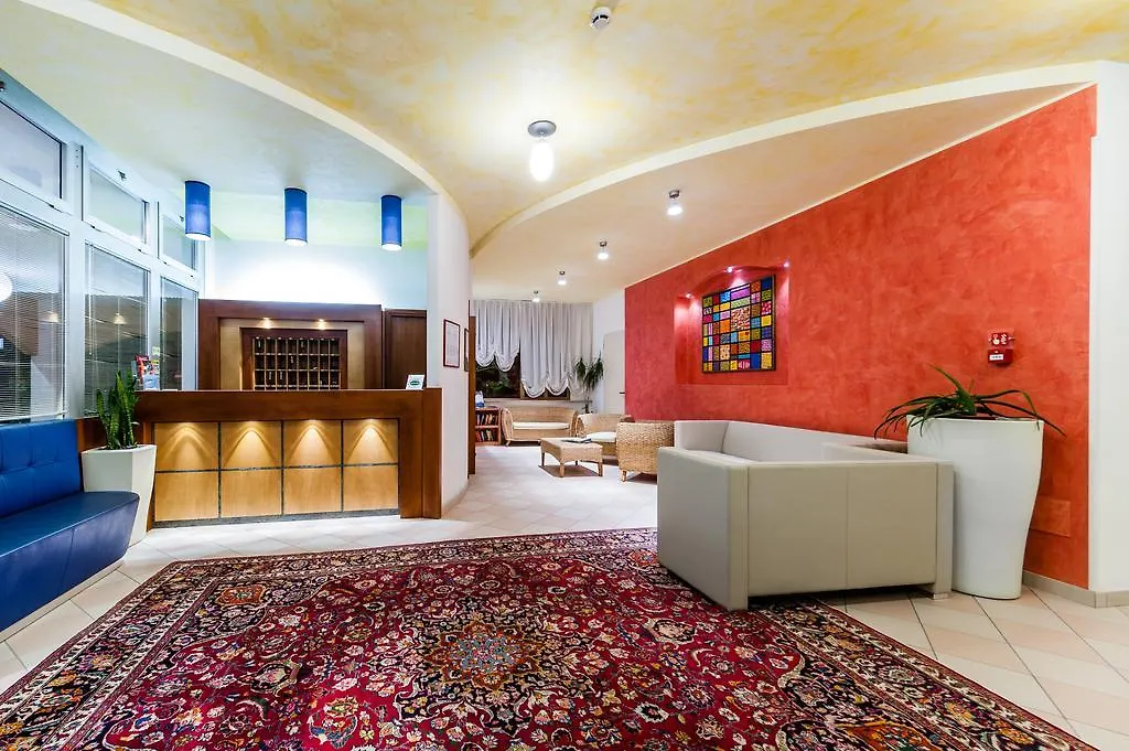 Hotel Garni Losanna Bibione 3*,  Italy