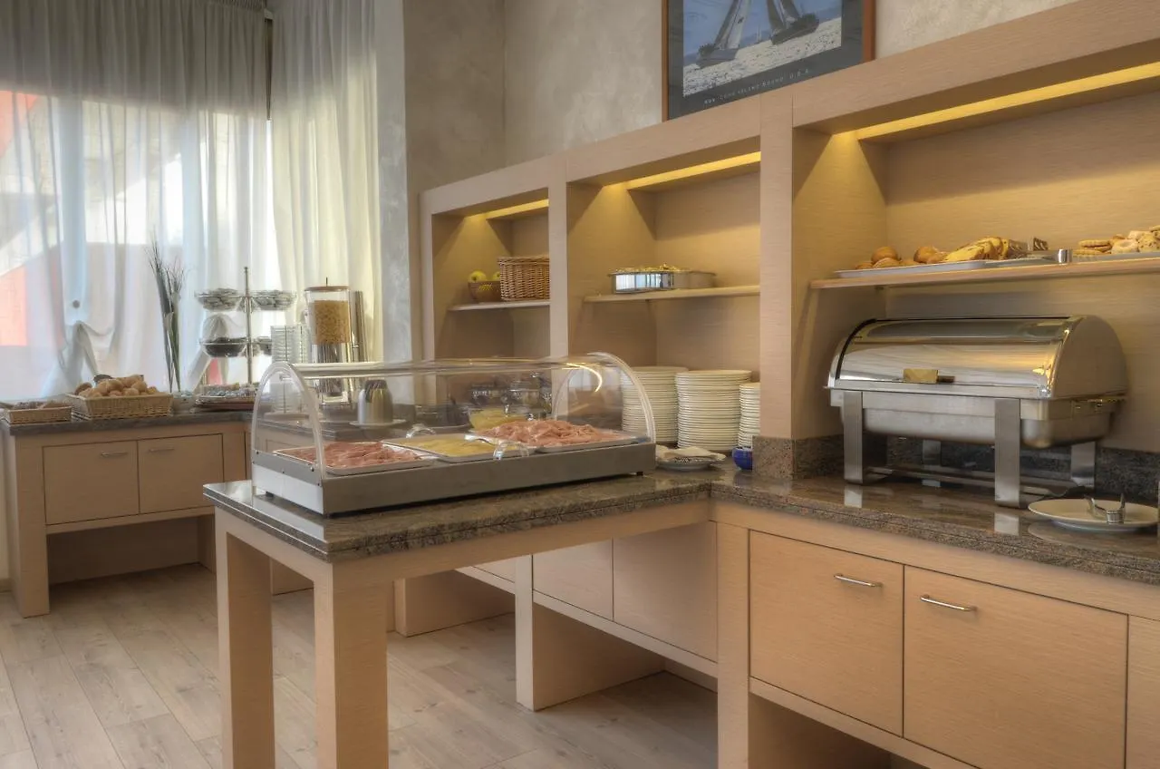 Hotel Garni Losanna Bibione 3*,  Italy